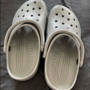 Silver-Glitter Crocs!!! Super cute in person. BRAND NEW!! Never worn!! No Tags